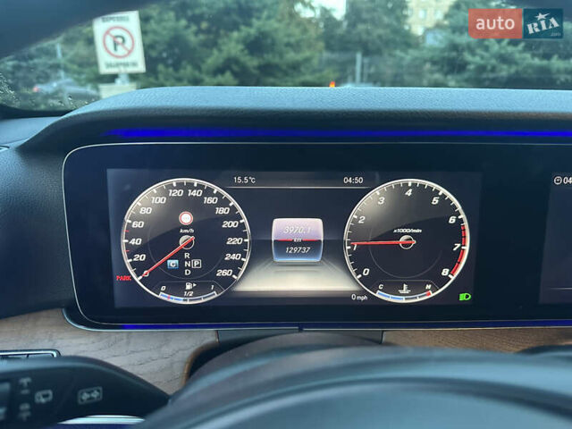 Серый Мерседес Е-Класс, объемом двигателя 3 л и пробегом 131 тыс. км за 31300 $, фото 18 на Automoto.ua