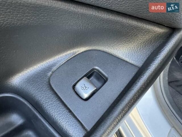 Сірий Мерседес Е-Клас, об'ємом двигуна 1.95 л та пробігом 270 тис. км за 18700 $, фото 19 на Automoto.ua