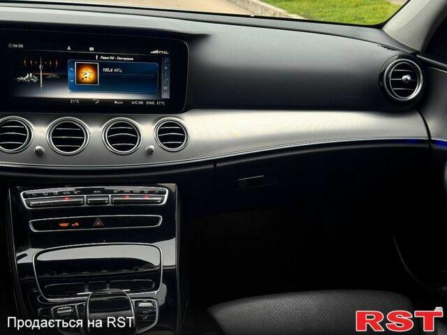 Серый Мерседес Е-Класс, объемом двигателя 2 л и пробегом 180 тыс. км за 25000 $, фото 11 на Automoto.ua