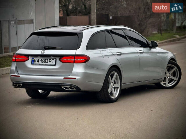Серый Мерседес Е-Класс, объемом двигателя 1.95 л и пробегом 185 тыс. км за 24000 $, фото 5 на Automoto.ua