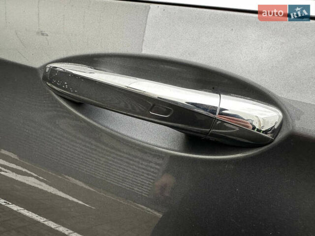 Мерседес Е-Клас 2018 у Києві на Automoto.ua Сірий Мерседес Е-Клас, об'ємом двигуна 3 л та пробігом 40 тис. км за 32700 $, фото 31 на Automoto.ua