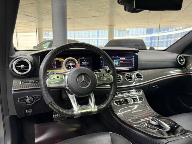 Серый Мерседес Е-Класс, объемом двигателя 4 л и пробегом 83 тыс. км за 61500 $, фото 19 на Automoto.ua