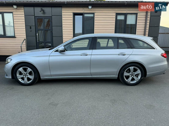 Серый Мерседес Е-Класс, объемом двигателя 2 л и пробегом 189 тыс. км за 21500 $, фото 14 на Automoto.ua
