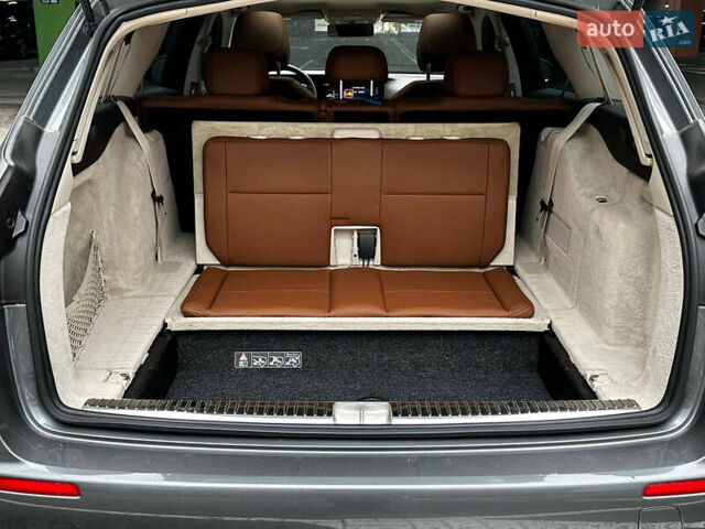 Мерседес Е-Клас 2018 у Києві на Automoto.ua Сірий Мерседес Е-Клас, об'ємом двигуна 3 л та пробігом 40 тис. км за 32700 $, фото 25 на Automoto.ua