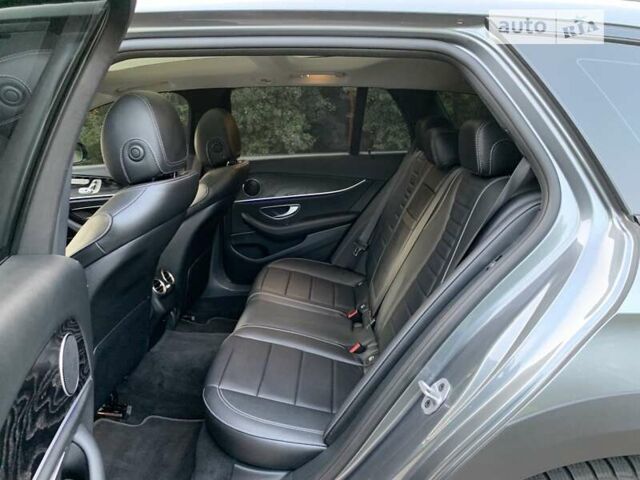 Серый Мерседес Е-Класс, объемом двигателя 2 л и пробегом 140 тыс. км за 35000 $, фото 38 на Automoto.ua