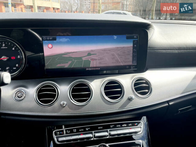 Серый Мерседес Е-Класс, объемом двигателя 1.95 л и пробегом 59 тыс. км за 24900 $, фото 30 на Automoto.ua