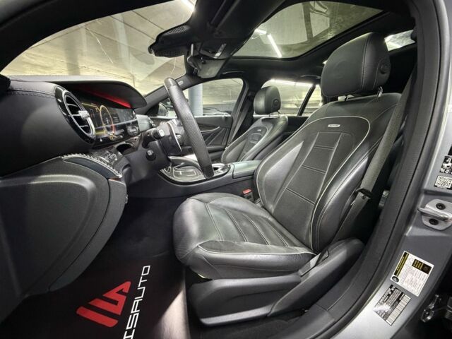 Серый Мерседес Е-Класс, объемом двигателя 4 л и пробегом 83 тыс. км за 61500 $, фото 16 на Automoto.ua