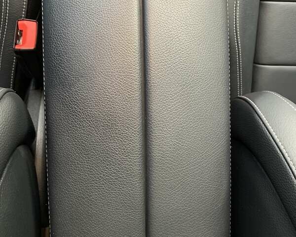 Серый Мерседес Е-Класс, объемом двигателя 2 л и пробегом 140 тыс. км за 35000 $, фото 26 на Automoto.ua