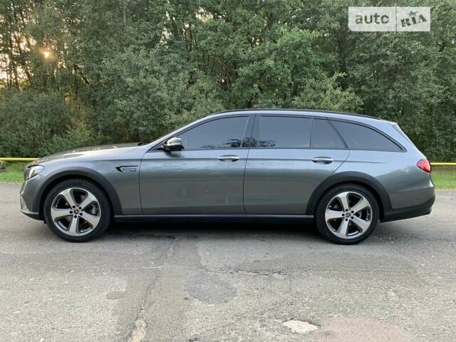 Серый Мерседес Е-Класс, объемом двигателя 2 л и пробегом 140 тыс. км за 35000 $, фото 12 на Automoto.ua