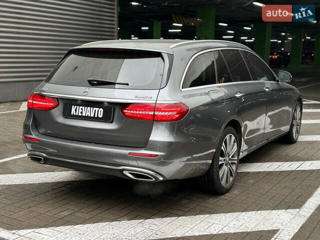 Мерседес Е-Клас 2018 у Києві на Automoto.ua Сірий Мерседес Е-Клас, об'ємом двигуна 3 л та пробігом 40 тис. км за 32700 $, фото 8 на Automoto.ua