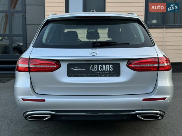Серый Мерседес Е-Класс, объемом двигателя 2 л и пробегом 189 тыс. км за 21500 $, фото 19 на Automoto.ua
