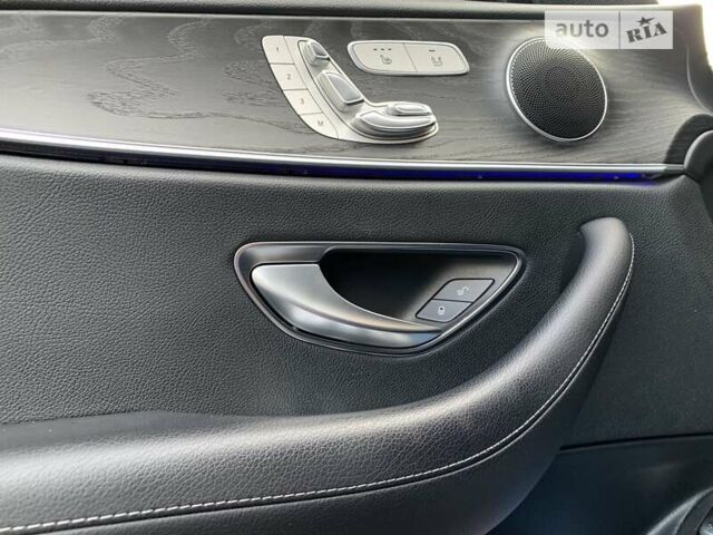 Серый Мерседес Е-Класс, объемом двигателя 2 л и пробегом 140 тыс. км за 35000 $, фото 34 на Automoto.ua