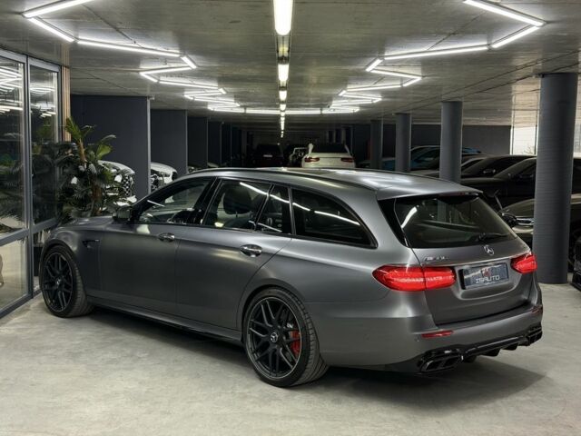 Серый Мерседес Е-Класс, объемом двигателя 4 л и пробегом 83 тыс. км за 61500 $, фото 12 на Automoto.ua