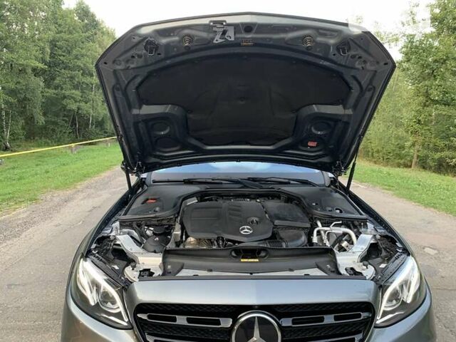 Серый Мерседес Е-Класс, объемом двигателя 2 л и пробегом 140 тыс. км за 35000 $, фото 46 на Automoto.ua