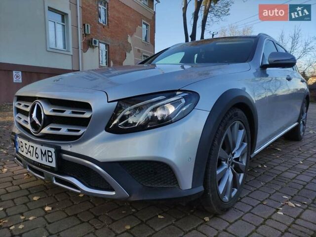 Сірий Мерседес Е-Клас, об'ємом двигуна 1.95 л та пробігом 197 тис. км за 32800 $, фото 2 на Automoto.ua