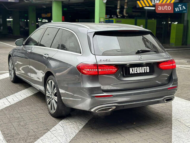 Мерседес Е-Клас 2018 у Києві на Automoto.ua Сірий Мерседес Е-Клас, об'ємом двигуна 3 л та пробігом 40 тис. км за 32700 $, фото 6 на Automoto.ua