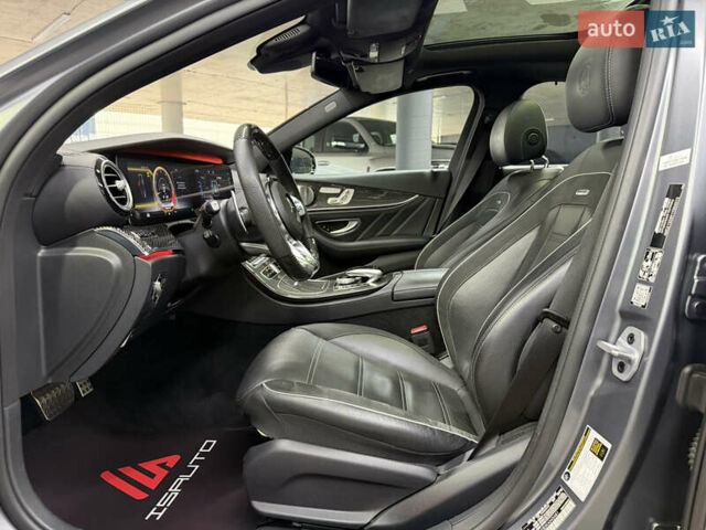 Серый Мерседес Е-Класс, объемом двигателя 4 л и пробегом 83 тыс. км за 61500 $, фото 19 на Automoto.ua