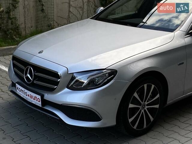 Серый Мерседес Е-Класс, объемом двигателя 1.95 л и пробегом 397 тыс. км за 23499 $, фото 21 на Automoto.ua