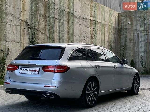 Серый Мерседес Е-Класс, объемом двигателя 1.95 л и пробегом 397 тыс. км за 23499 $, фото 9 на Automoto.ua