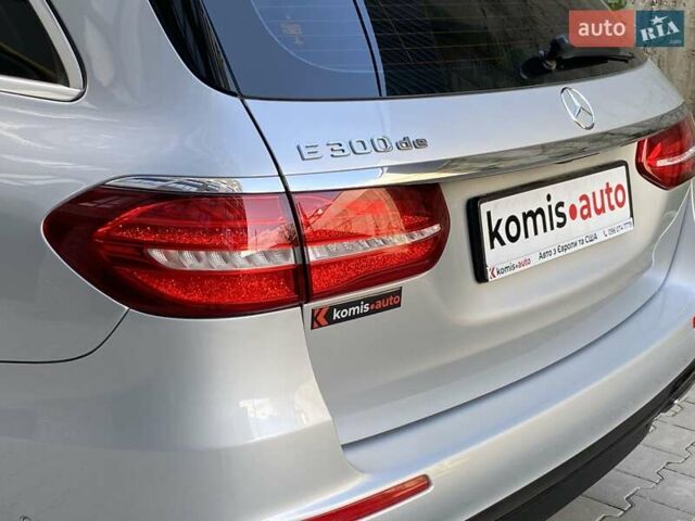Серый Мерседес Е-Класс, объемом двигателя 1.95 л и пробегом 397 тыс. км за 23499 $, фото 17 на Automoto.ua