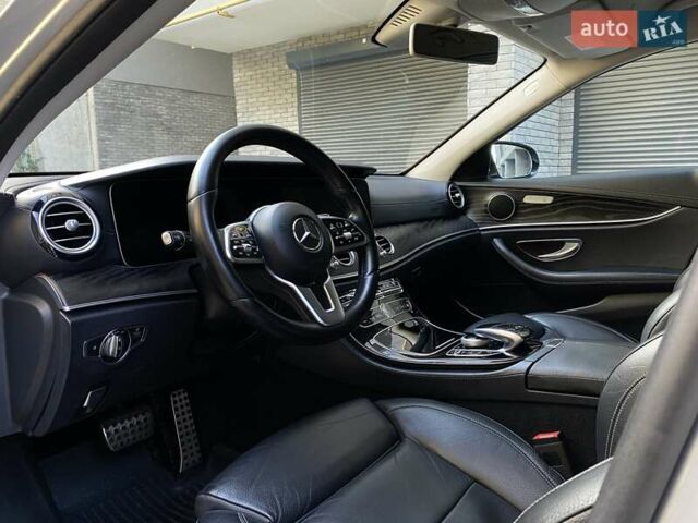 Серый Мерседес Е-Класс, объемом двигателя 1.95 л и пробегом 397 тыс. км за 23499 $, фото 36 на Automoto.ua