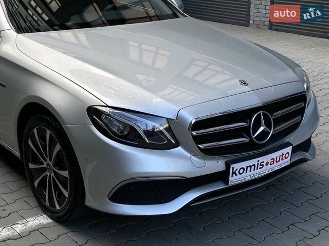 Серый Мерседес Е-Класс, объемом двигателя 1.95 л и пробегом 397 тыс. км за 23499 $, фото 5 на Automoto.ua
