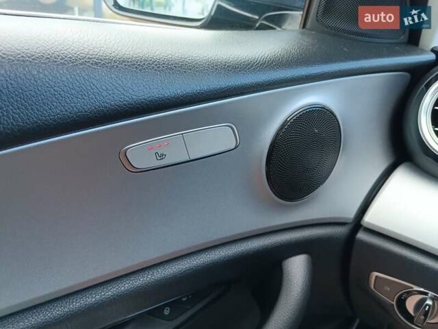 Серый Мерседес Е-Класс, объемом двигателя 1.95 л и пробегом 255 тыс. км за 28800 $, фото 17 на Automoto.ua