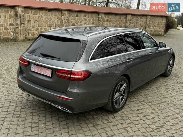 Сірий Мерседес Е-Клас, об'ємом двигуна 1.95 л та пробігом 22 тис. км за 41200 $, фото 9 на Automoto.ua