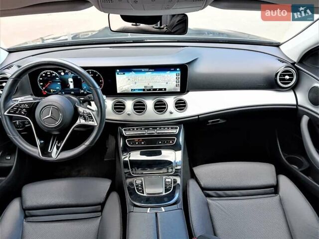 Серый Мерседес Е-Класс, объемом двигателя 1.95 л и пробегом 255 тыс. км за 28800 $, фото 7 на Automoto.ua