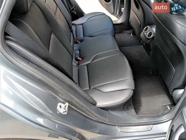 Серый Мерседес Е-Класс, объемом двигателя 1.95 л и пробегом 255 тыс. км за 28800 $, фото 63 на Automoto.ua