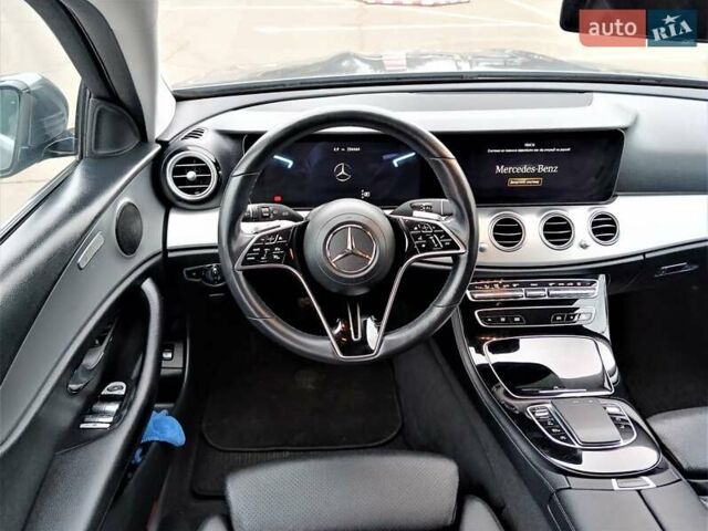 Серый Мерседес Е-Класс, объемом двигателя 1.95 л и пробегом 255 тыс. км за 28800 $, фото 22 на Automoto.ua