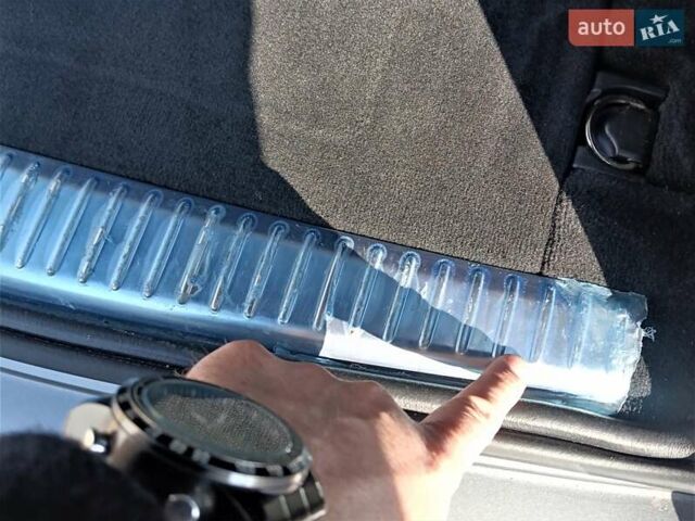 Серый Мерседес Е-Класс, объемом двигателя 1.95 л и пробегом 255 тыс. км за 28800 $, фото 31 на Automoto.ua