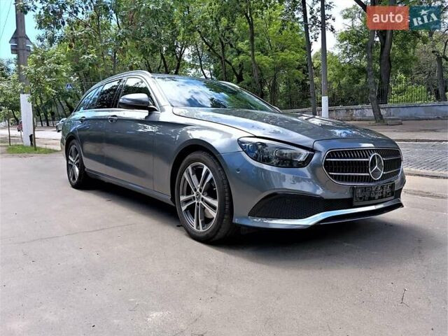 Серый Мерседес Е-Класс, объемом двигателя 1.95 л и пробегом 255 тыс. км за 28900 $, фото 77 на Automoto.ua