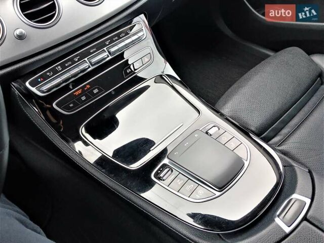Серый Мерседес Е-Класс, объемом двигателя 1.95 л и пробегом 255 тыс. км за 28800 $, фото 29 на Automoto.ua