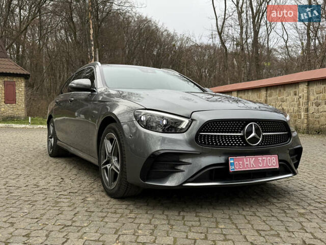Сірий Мерседес Е-Клас, об'ємом двигуна 1.95 л та пробігом 22 тис. км за 41200 $, фото 13 на Automoto.ua