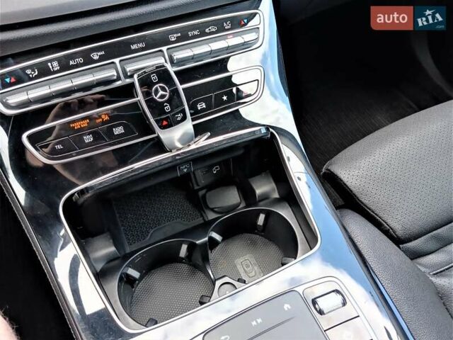 Серый Мерседес Е-Класс, объемом двигателя 1.95 л и пробегом 255 тыс. км за 28800 $, фото 19 на Automoto.ua