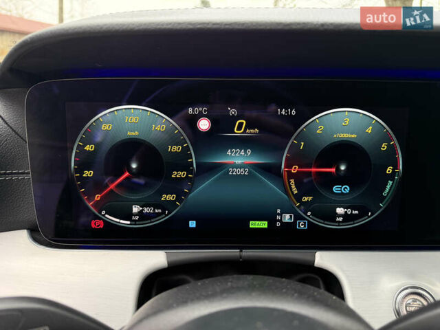 Сірий Мерседес Е-Клас, об'ємом двигуна 1.95 л та пробігом 22 тис. км за 41200 $, фото 24 на Automoto.ua