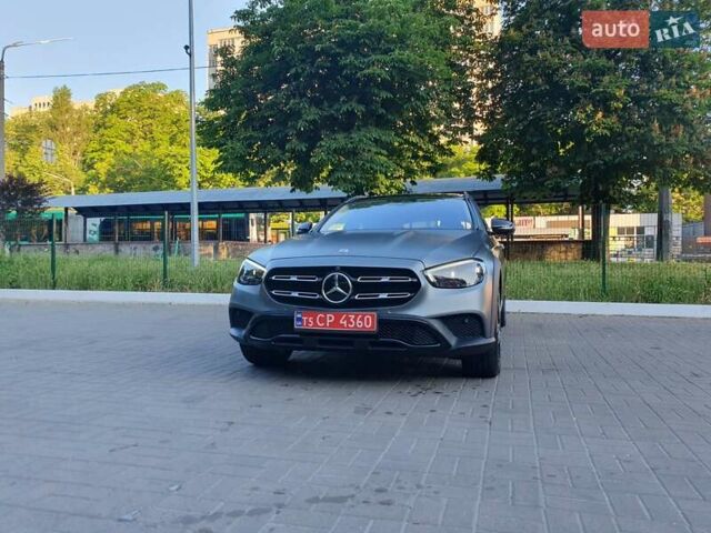 Серый Мерседес Е-Класс, объемом двигателя 3 л и пробегом 14 тыс. км за 59999 $, фото 32 на Automoto.ua