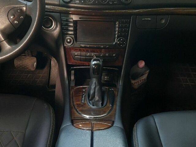 Синій Мерседес Е-Клас, об'ємом двигуна 2.1 л та пробігом 3 тис. км за 6700 $, фото 4 на Automoto.ua