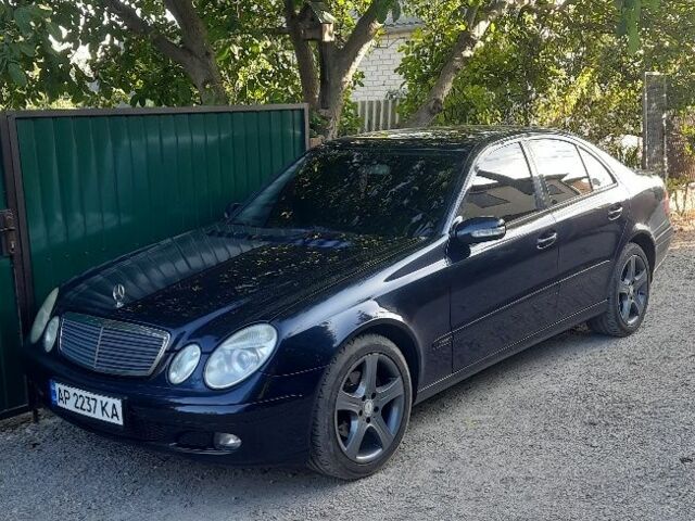 Синій Мерседес Е-Клас, об'ємом двигуна 2.1 л та пробігом 3 тис. км за 6700 $, фото 7 на Automoto.ua