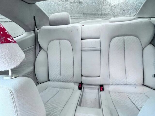 Синій Мерседес Е-Клас, об'ємом двигуна 3.2 л та пробігом 300 тис. км за 4200 $, фото 6 на Automoto.ua