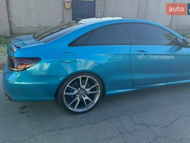 Синій Мерседес Е-Клас, об'ємом двигуна 3 л та пробігом 99 тис. км за 22400 $, фото 3 на Automoto.ua