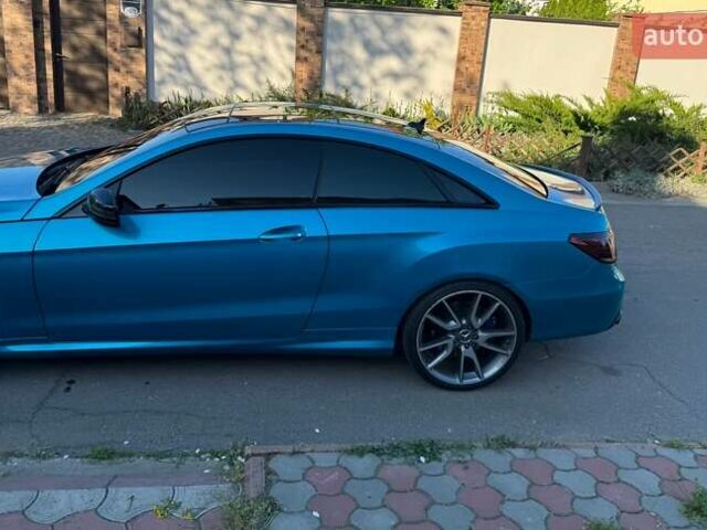Синій Мерседес Е-Клас, об'ємом двигуна 3 л та пробігом 99 тис. км за 22400 $, фото 2 на Automoto.ua