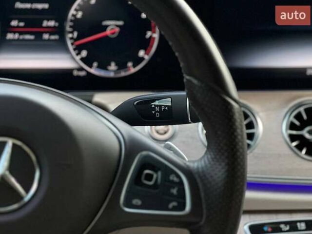Синий Мерседес Е-Класс, объемом двигателя 3 л и пробегом 42 тыс. км за 46900 $, фото 17 на Automoto.ua