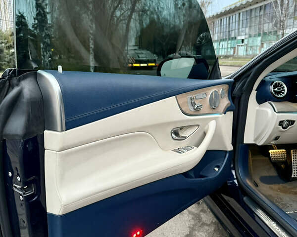 Синій Мерседес Е-Клас, об'ємом двигуна 3 л та пробігом 106 тис. км за 38000 $, фото 10 на Automoto.ua