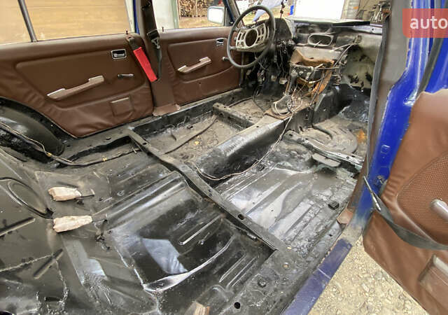 Мерседес Е-Класс 1978 в Тячеве на Automoto.ua Синий Мерседес Е-Класс, объемом двигателя 3 л и пробегом 311 тыс. км за 1500 $, фото 4 на Automoto.ua