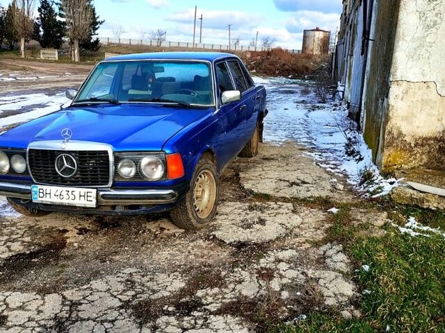 Синій Мерседес Е-Клас, об'ємом двигуна 2.4 л та пробігом 0 тис. км за 1600 $, фото 6 на Automoto.ua