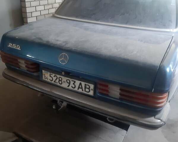Синий Мерседес Е-Класс, объемом двигателя 2.3 л и пробегом 150 тыс. км за 2650 $, фото 4 на Automoto.ua