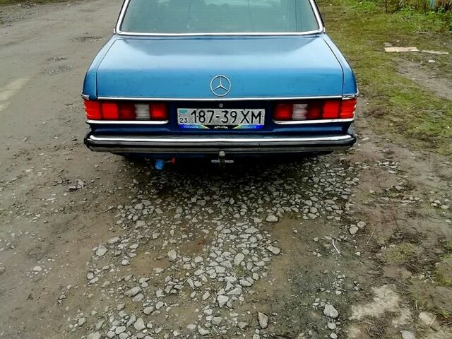 Синій Мерседес Е-Клас, об'ємом двигуна 2 л та пробігом 289 тис. км за 1300 $, фото 1 на Automoto.ua