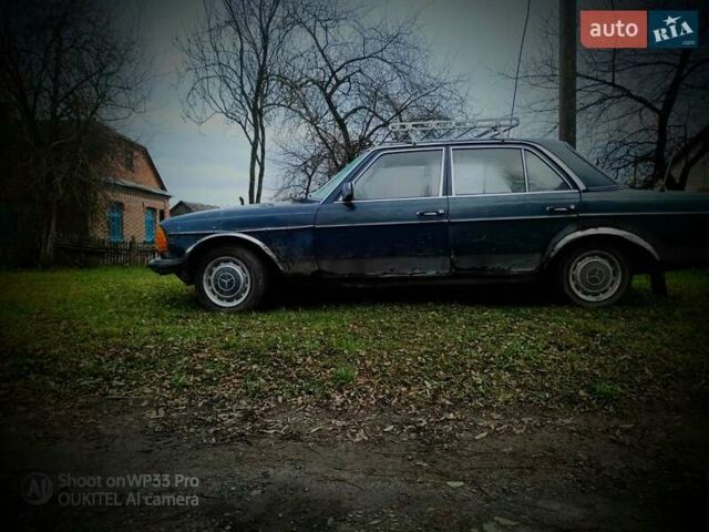 Синий Мерседес Е-Класс, объемом двигателя 2.4 л и пробегом 400 тыс. км за 700 $, фото 4 на Automoto.ua